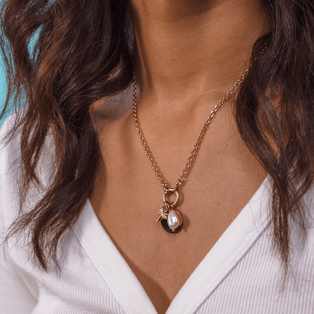 Plate Charm