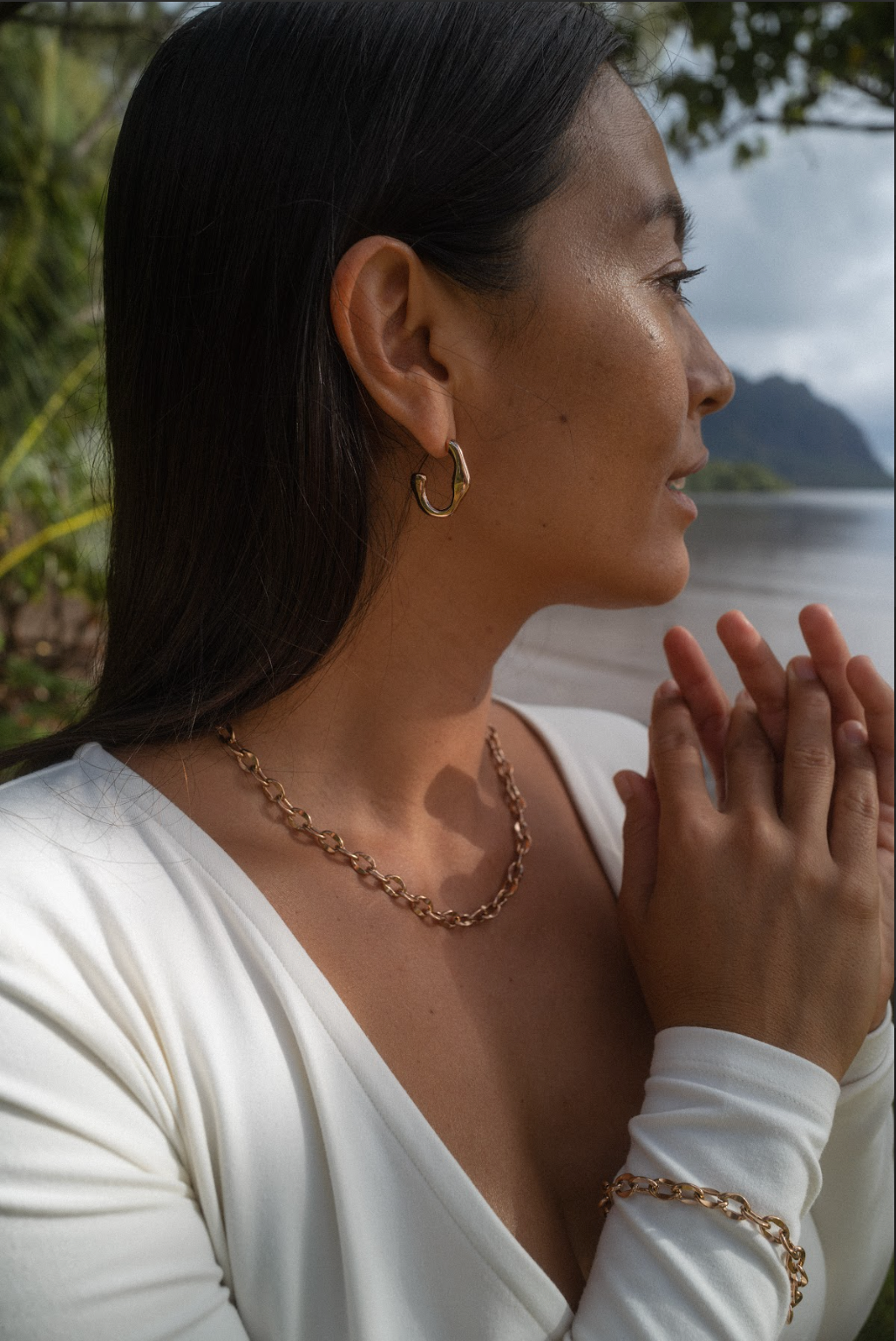 Mahina Club Flowing Earrings