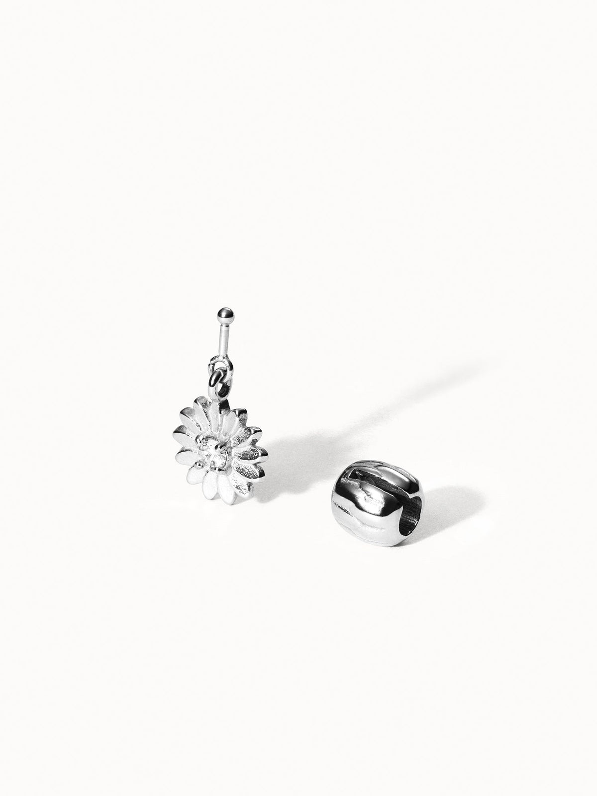 files/L250801-Charm-Lei-Sunflower_WG.jpg