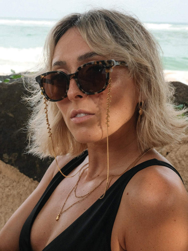 Mahina Club Celebration Glasses Chain