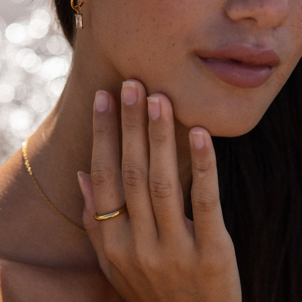 Glossy Ring