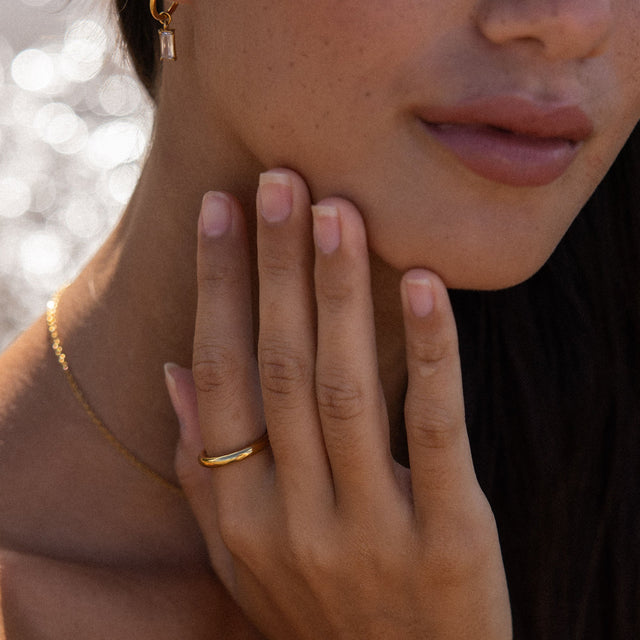 Glossy Ring