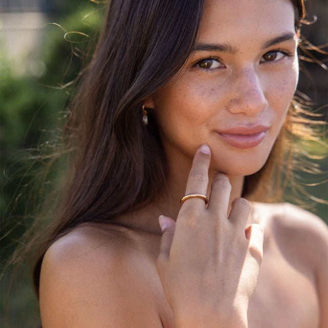 Glossy Ring