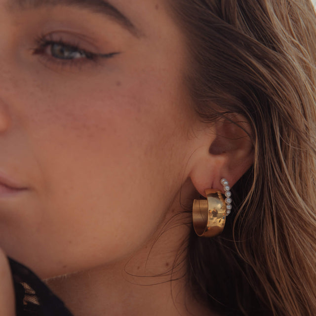 Glowing Earring
