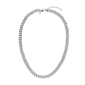 Silberne Kette mit glänzenden Gliedern, elegant und modern, von PURELEI.