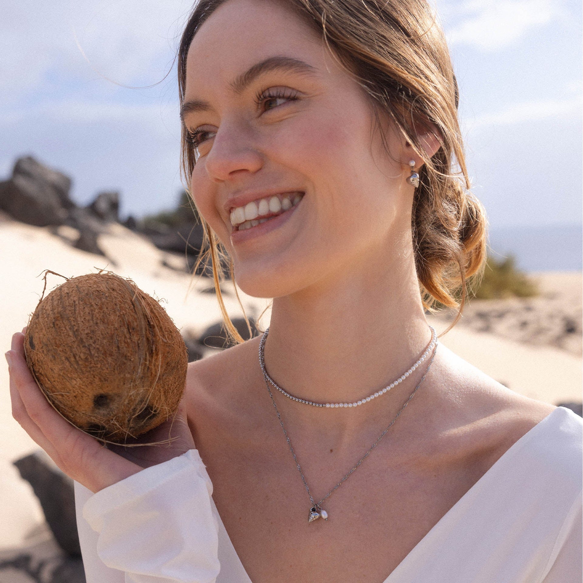 Mahina Club Seashore Necklace
