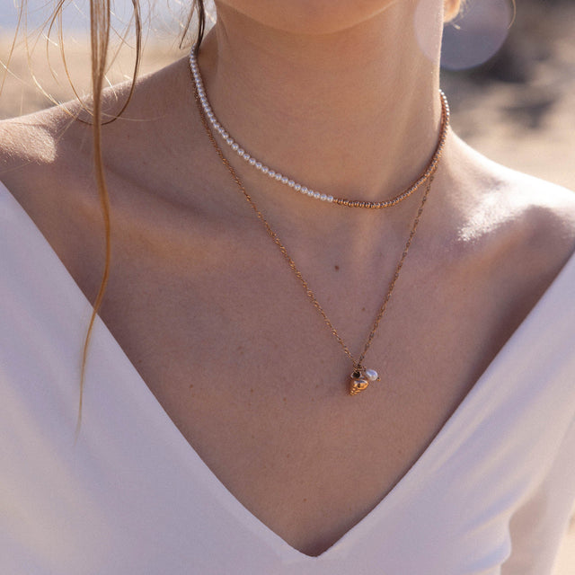 Mahina Club Seashore Necklace
