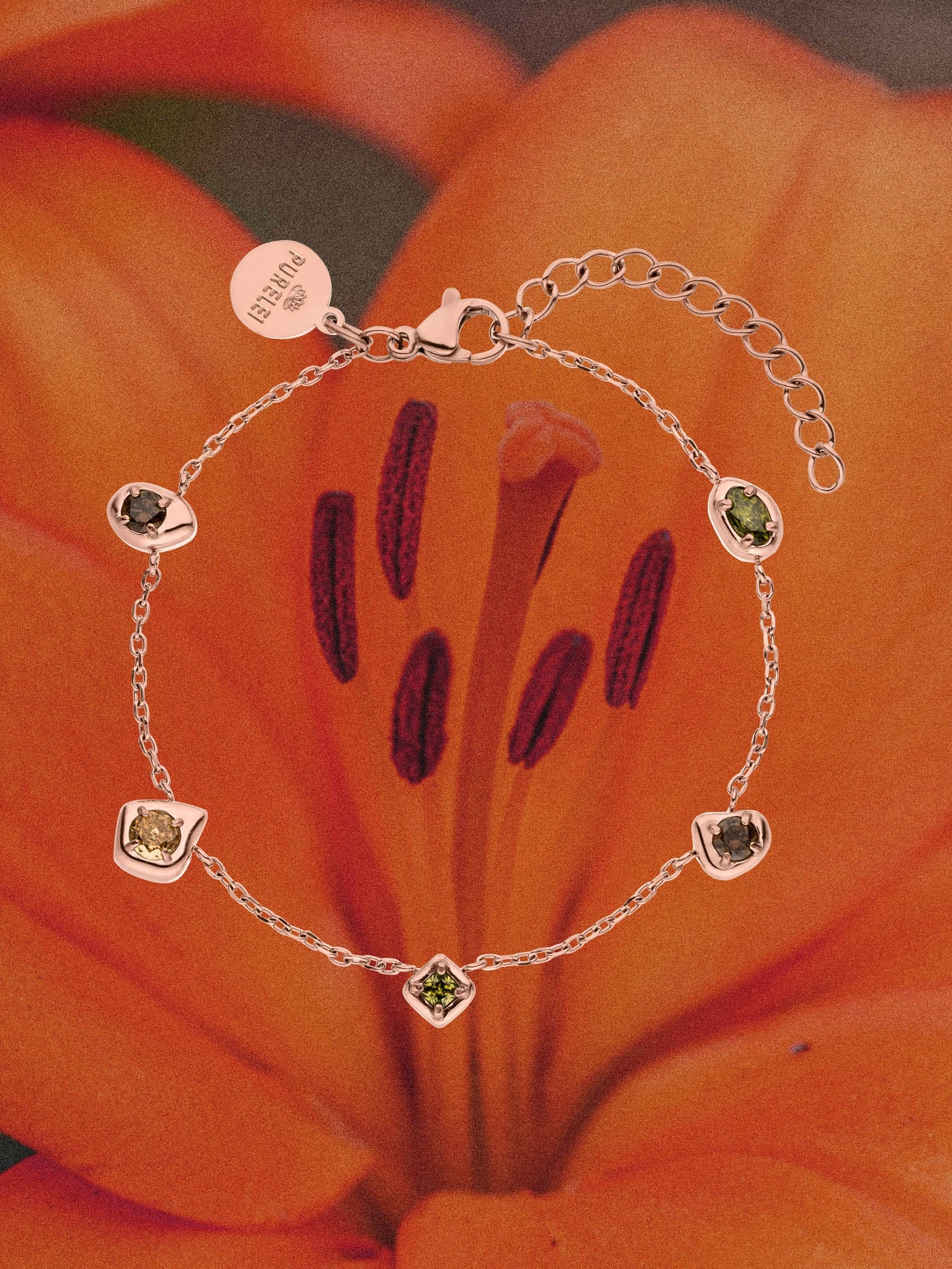 Gouden armband voelen