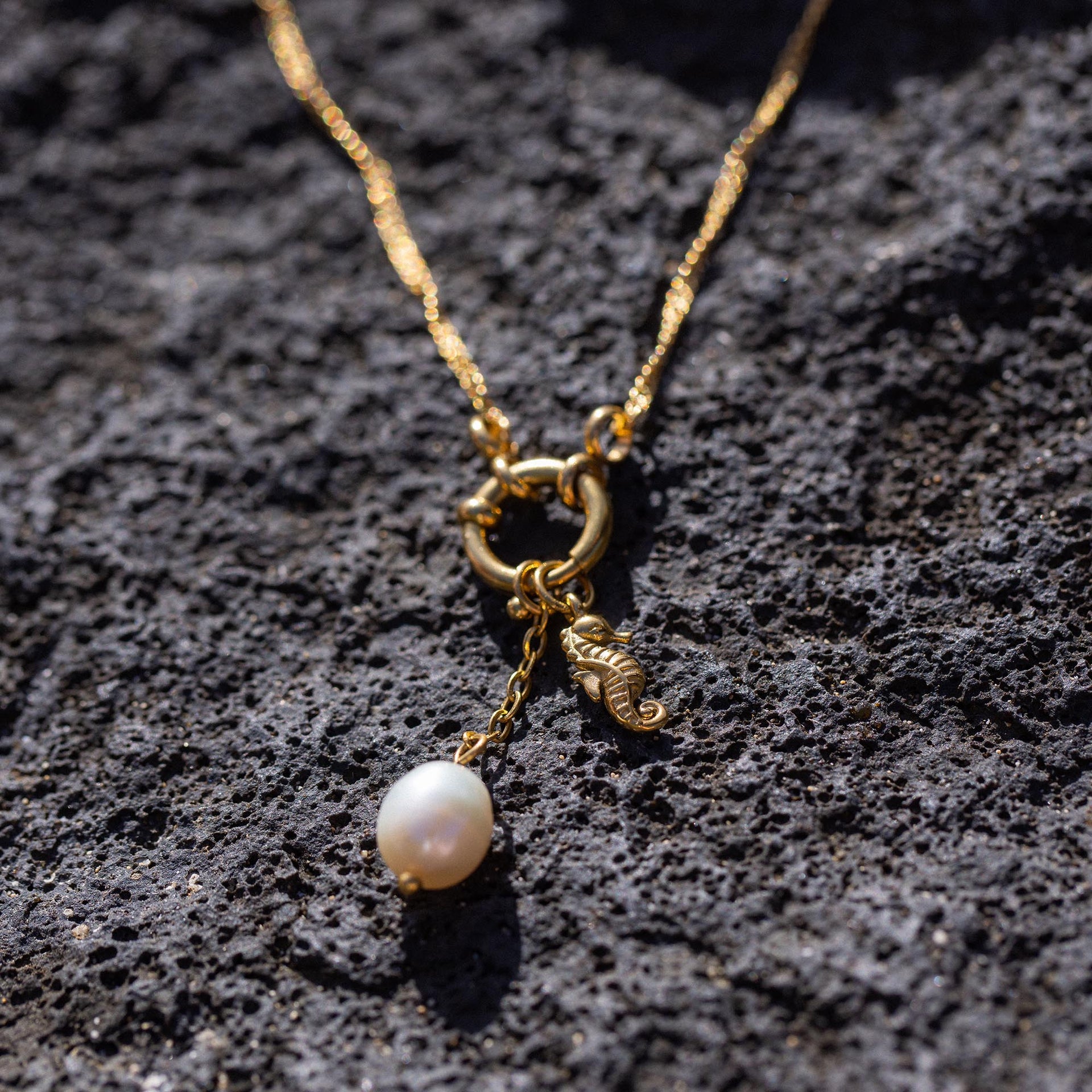 Pearl Drop Bedel
