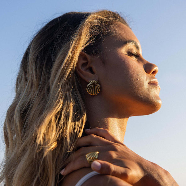 Shell Earring