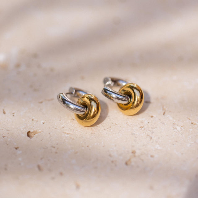 Bond Earring
