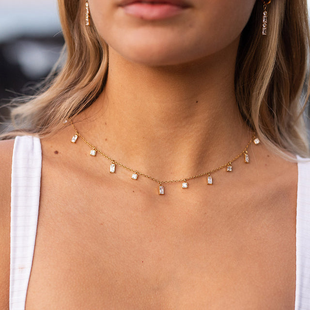 Powder Necklace
