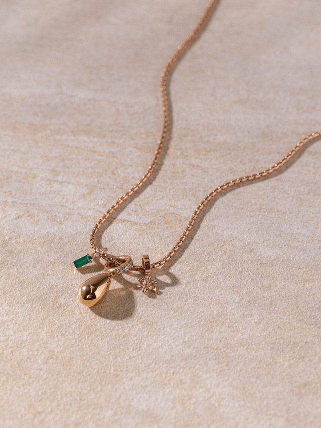 Birth Flower Charm Lily - INT PURELEI
