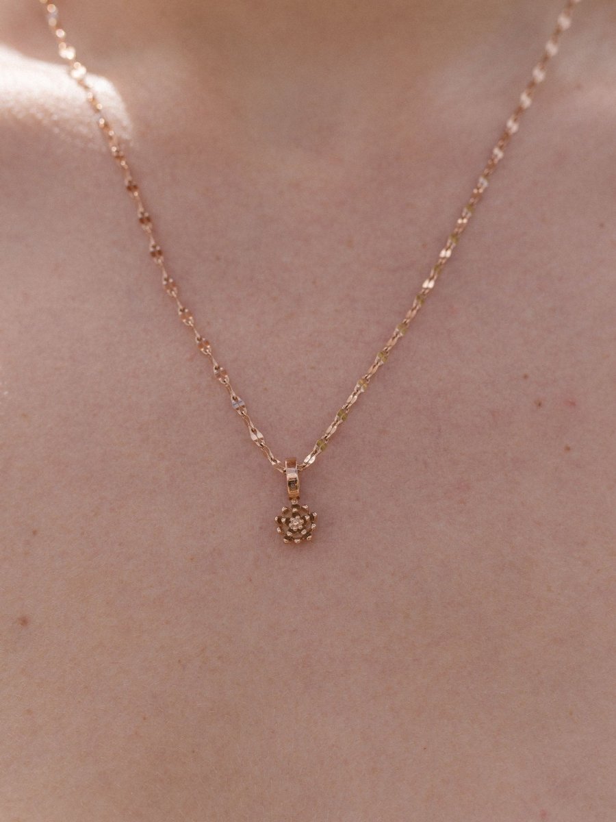 Birth Flower Charm Waterlily - INT PURELEI