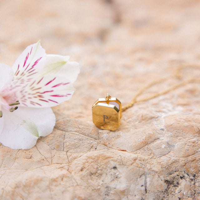 Elegance Medallion Necklace - INT PURELEI