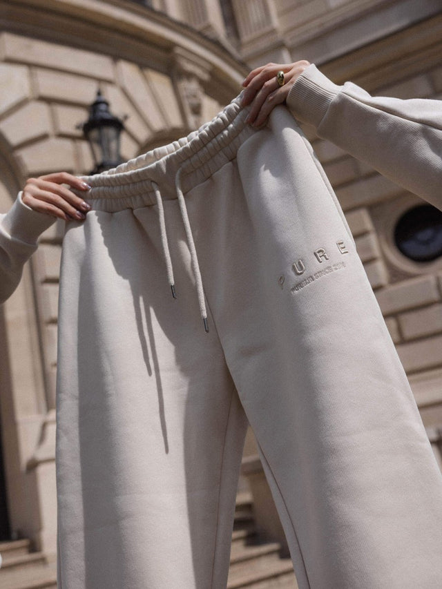 Feeling Pure Sweatpants Beige - INT PURELEI
