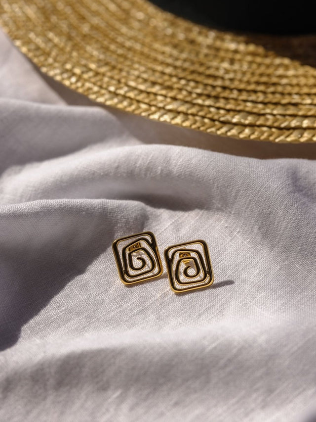 Motions Earrings - INT PURELEI