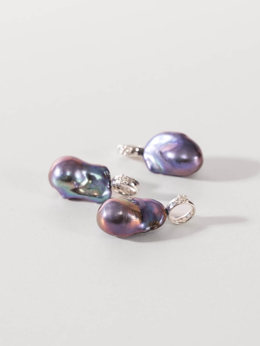 Peacock Dream Pearl Charm - INT PURELEI